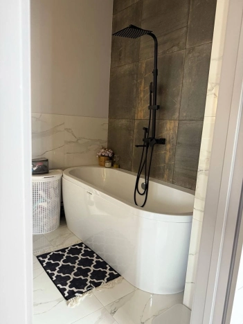 Купить двухкомнатную квартиру в Тульской области. Вариант № 50508, 8, площадь -  квм, цена 6270000 рублей