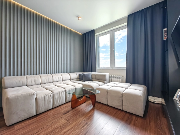 Купить квартиру в районе Октябрьский в Новосибирске. Вариант № 2030620, 2, площадь -  квм, цена 18290000 рублей