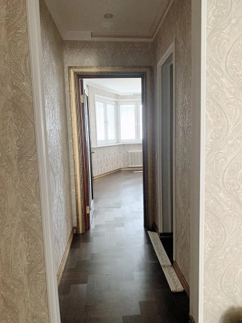 Купить квартиру в Москве. Вариант № 7600200, 12, площадь -  квм, цена 35000000 рублей