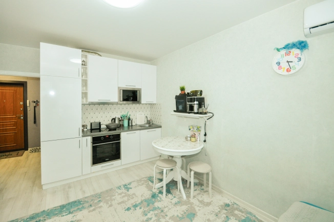 Купить квартиру в районе Первомайский в Новосибирске. Вариант № 10329337, 1, площадь - квм, цена 5970000 рублей