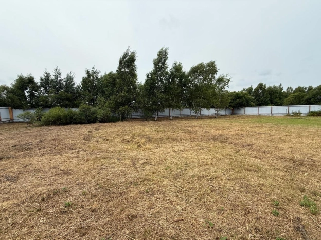 Купить земельный участок в Уссурийске. Вариант № 2461131, 9, площадь -  квм, цена 1700000 рублей