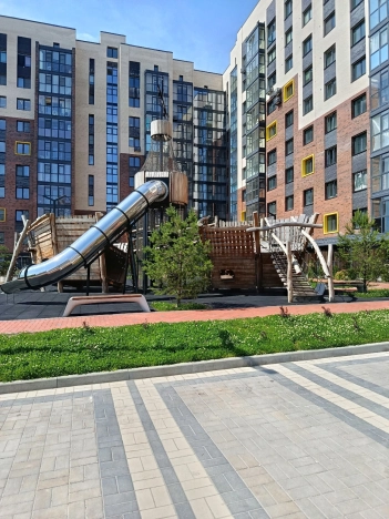 Купить квартиру в Вологодской области. Вариант № 1366612, 1, площадь -  квм, цена 9900000 рублей