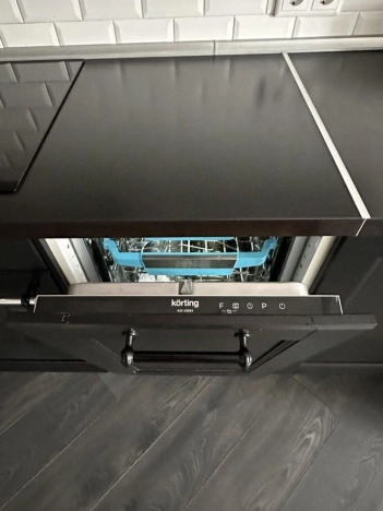 Купить однокомнатную квартиру на улице Кедрова в Москве. Вариант № 10098393, 5, площадь -  квм, цена 9800000 рублей