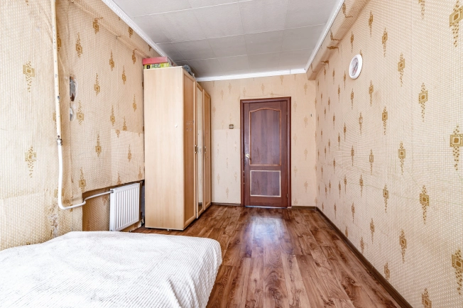 Купить многокомнатную квартиру в районе Невский в Санкт-Петербурге. Вариант № 30454, 7, площадь -  квм, цена 9800000 рублей