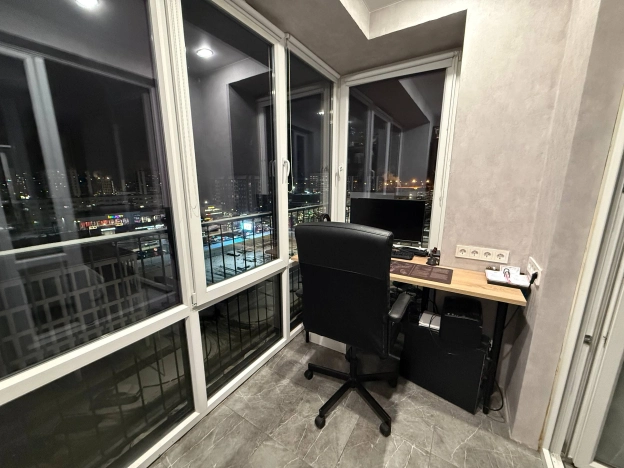 Купить двухкомнатную квартиру в Ленинградской области. Вариант № 9591018, 26, площадь -  квм, цена 13000000 рублей