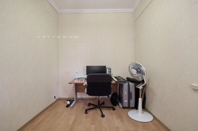 Купить квартиру на вторичке в Москве. Вариант № 18244, 15, площадь -  квм, цена 31900000 рублей