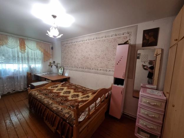 Купить трехкомнатную квартиру на улице Совхозная в Владимирской области. Вариант № 7994791, 33, площадь -  квм, цена 1200000 рублей