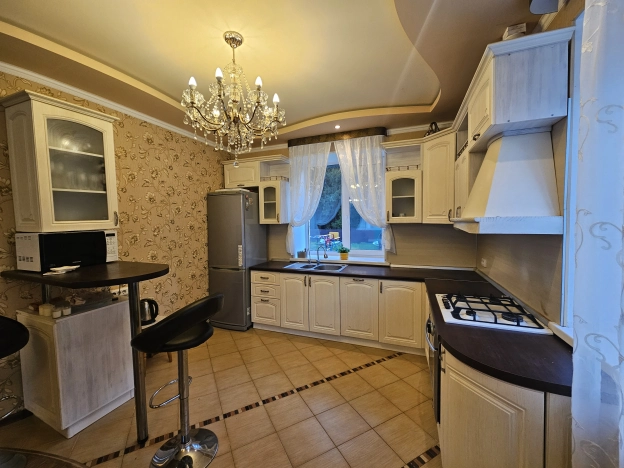 Купить дом на улице Георгия Маляревского в Тобольске. Вариант № 5111286, 3, площадь -  квм, цена 15400000 рублей