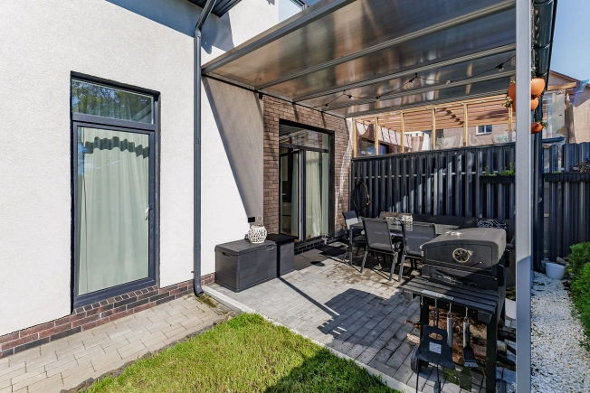 Купить таунхаус в Калининграде. Вариант № 3946404, 11, площадь -  квм, цена 19990000 рублей