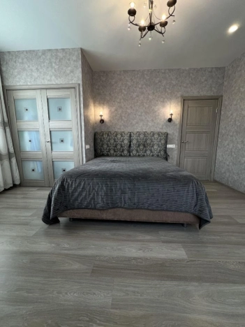 Купить трехкомнатную квартиру в Пушкине. Вариант № 8549199, 3, площадь -  квм, цена 17350000 рублей