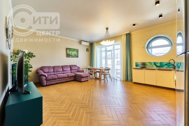 Купить квартиру на вторичке на улице Маршала Вершинина в Воронежской области. Вариант № 33628, 17, площадь -  квм, цена 15800000 рублей