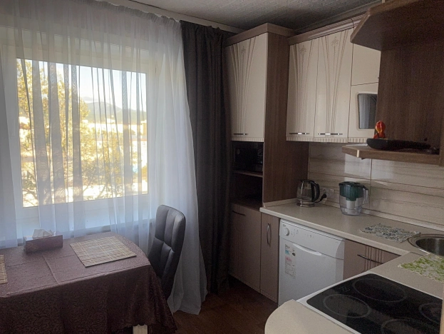 Купить квартиру на улице Науки в Южно-Сахалинске. Вариант № 6786434, 6, площадь -  квм, цена 6200000 рублей