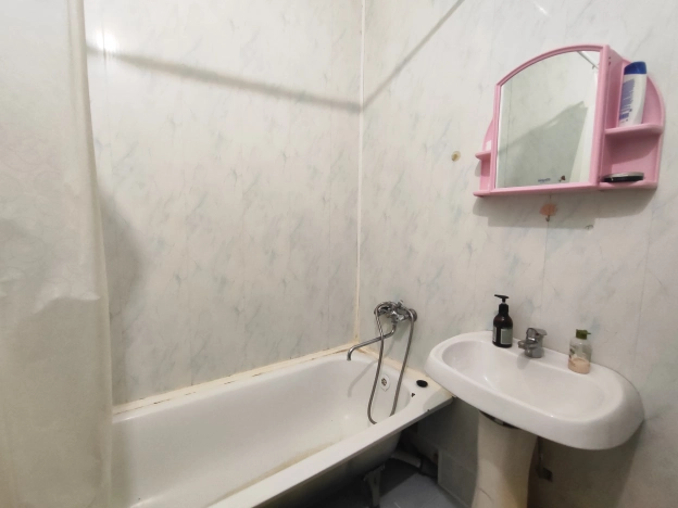 Купить квартиру на улице Костюкова в Белгороде. Вариант № 1053991, 4, площадь -  квм, цена 4100000 рублей