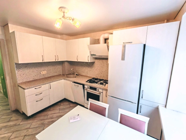 Купить квартиру на улице Садовая в Белгороде. Вариант № 6897527, 4, площадь -  квм, цена 8050000 рублей