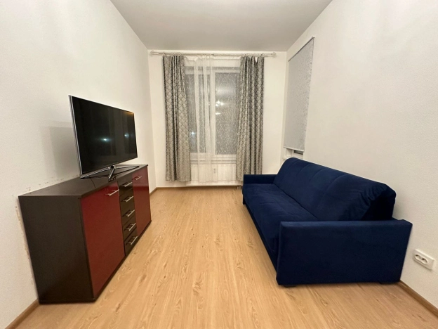 Купить однокомнатную квартиру в районе Московский в Санкт-Петербурге. Вариант № 9112402, 3, площадь -  квм, цена 10700000 рублей