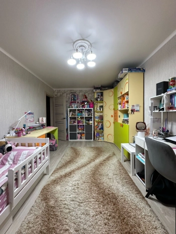 Купить квартиру на улице Комарова в Орске. Вариант № 32064, 3, площадь - квм, цена 4390000.0000 рублей