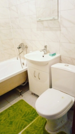 Купить трехкомнатную квартиру на улице 6-я Линия в Ростовской области. Вариант № 5922334, 7, площадь -  квм, цена 4800000 рублей