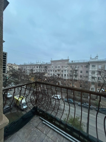 Купить квартиру на улице Университетский проспект в Волгограде. Вариант № 9155041, 12, площадь -  квм, цена 7700000 рублей