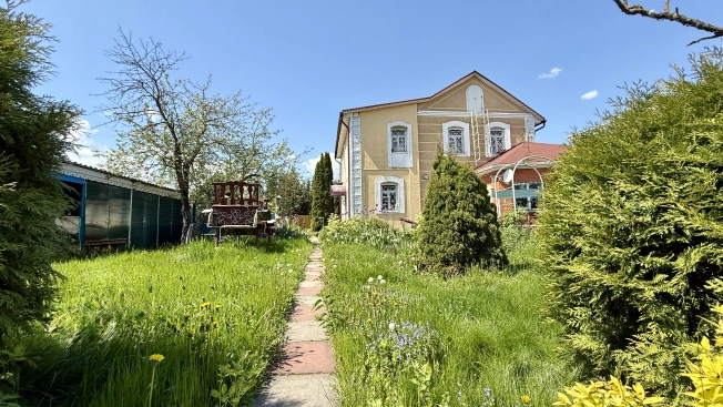 Купить дом в Москве. Вариант № 6144568, 33, площадь -  квм, цена 7500000 рублей