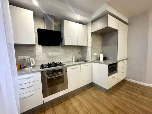 Купить квартиру в Смоленске. Вариант № 10129958, 4, площадь -  квм, цена 6990000 рублей