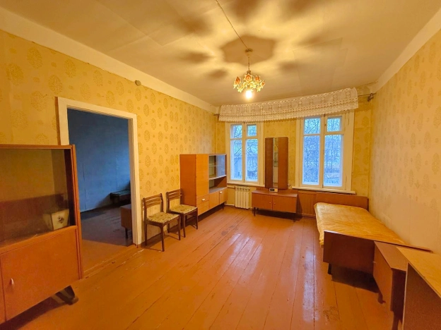 Купить квартиру на вторичке в Вологде. Вариант № 9591268, 6, площадь - квм, цена 2600000 рублей