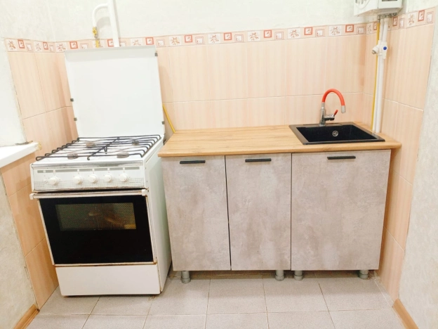 Купить трехкомнатную квартиру на улице 6-я Линия в Ростовской области. Вариант № 5922334, 3, площадь -  квм, цена 4800000 рублей