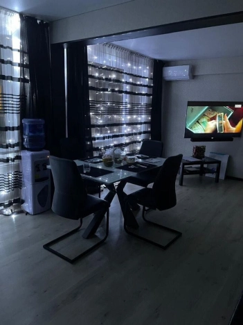 Купить трехкомнатную квартиру на улице Ильи Мухачева в Бийске. Вариант № 26408, 13, площадь -  квм, цена 7100000 рублей