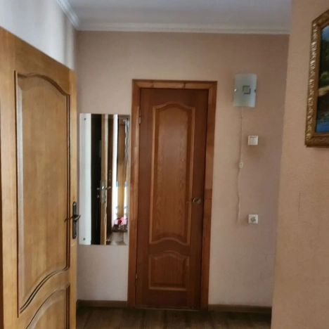 Купить двухкомнатную квартиру в Ростовской области. Вариант № 10289707, 3, площадь -  квм, цена 6100000 рублей