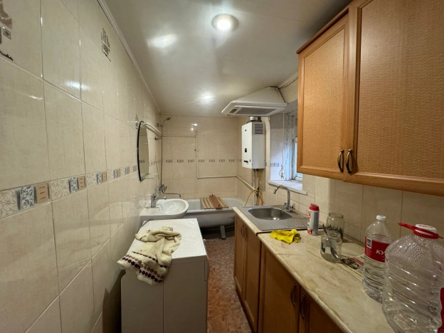 Купить дом на улице переулок Буйнта в Элисте. Вариант № 33848, 5, площадь -  квм, цена 3600000 рублей