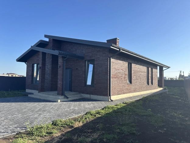 Купить дом на улице 1-й Становой проезд в Краснодаре. Вариант № 46979, 5, площадь -  квм, цена 14990000 рублей