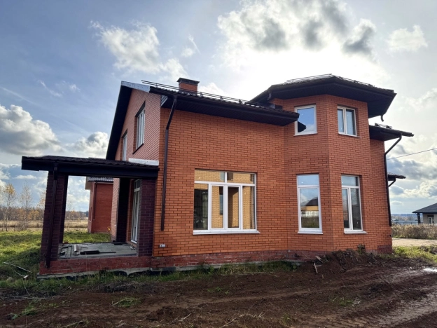 Купить дом в Калуге. Вариант № 8677476, 1, площадь -  квм, цена 7400000 рублей