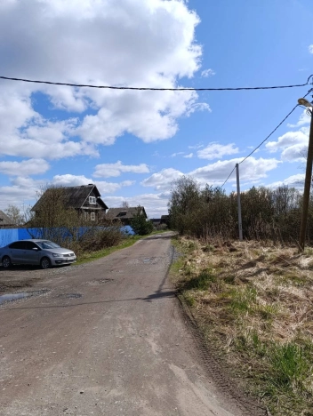 Купить земельный участок в Новгородской области. Вариант № 172312, 0, площадь -  квм, цена 1400000 рублей