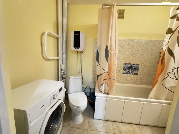 Купить квартиру на вторичке в Уфе. Вариант № 8953089, 6, площадь -  квм, цена 7695000 рублей