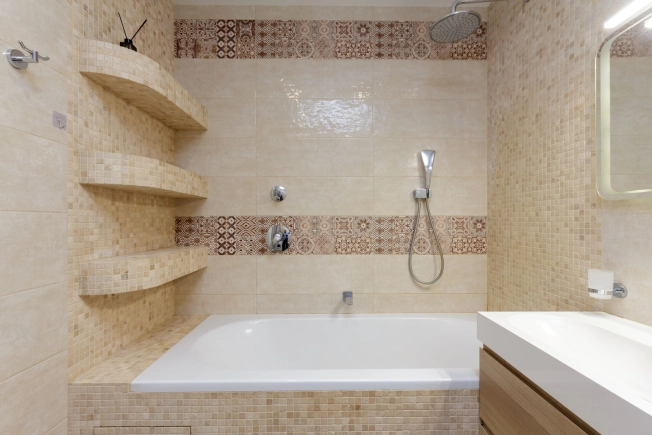 Купить двухкомнатную квартиру в районе Ленинградский в Калининградской области. Вариант № 51306, 15, площадь -  квм, цена 10390000 рублей