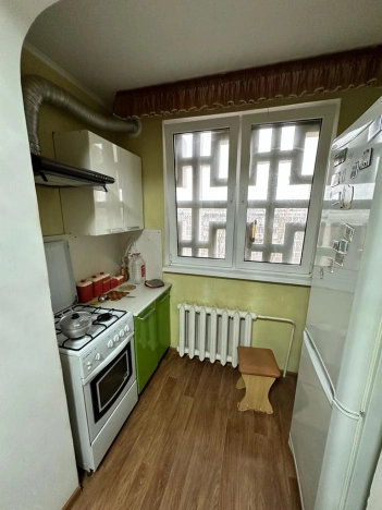 Купить трехкомнатную квартиру в Микрорайоне 8-й, Элиста в Элисте. Вариант № 6882, 9, площадь -  квм, цена 5300000 рублей