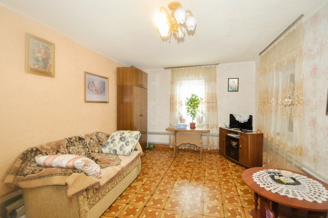 Купить дом в Новосибирске. Вариант № 9205365, 1, площадь -  квм, цена 3999000 рублей