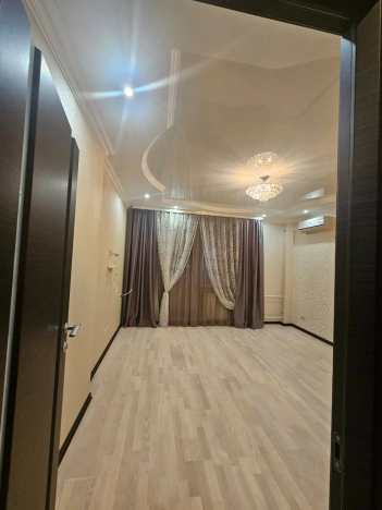 Купить трехкомнатную квартиру на улице Профсоюзная в Москве. Вариант № 10608856, 11, площадь -  квм, цена 22000000 рублей