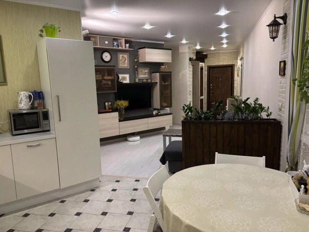 Купить трехкомнатную квартиру на вторичке в Балашихе. Вариант № 3848311, 3, площадь -  квм, цена 10990000 рублей