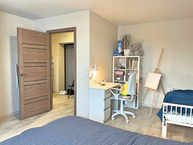 Купить однокомнатную квартиру на улице Заводская в Вологодской области. Вариант № 9976349, 6, площадь -  квм, цена 3300000 рублей