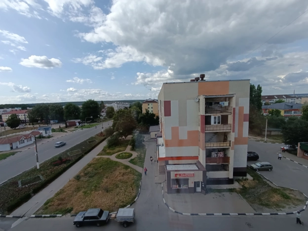 Купить трехкомнатную квартиру на улице 70 лет Октября в Белгородской области. Вариант № 51786, 16, площадь -  квм, цена 5150000 рублей