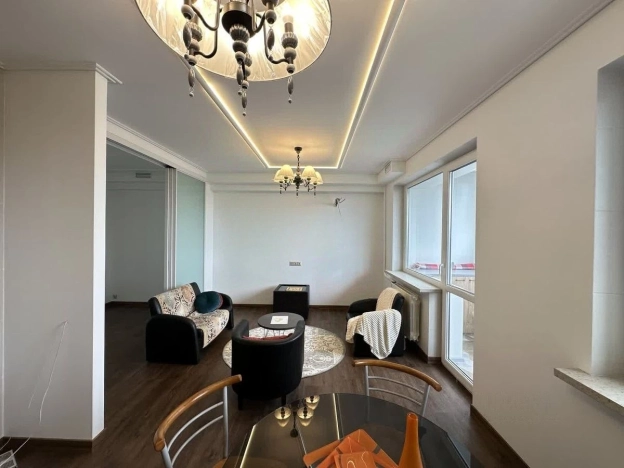 Купить квартиру в Москве. Вариант № 9454730, 4, площадь - квм, цена 24490000 рублей