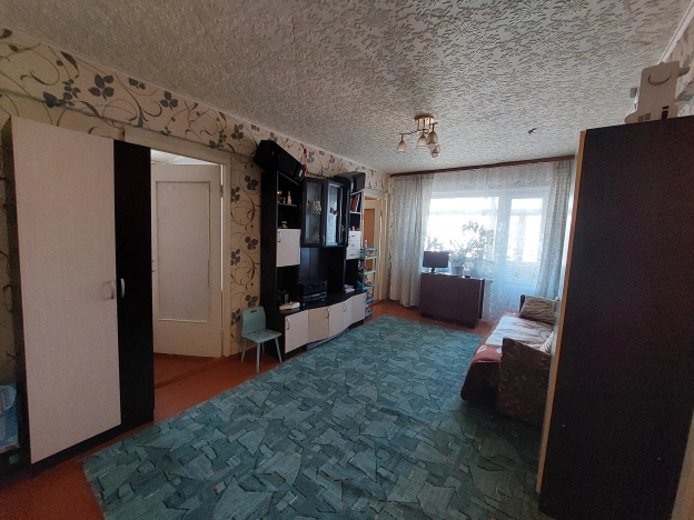 Купить четырехкомнатную квартиру в Республике Карелия. Вариант № 41117, 1, площадь -  квм, цена 2000000 рублей