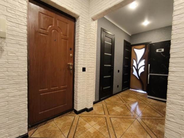 Купить квартиру в Белгороде. Вариант № 10092195, 24, площадь -  квм, цена 7390000 рублей