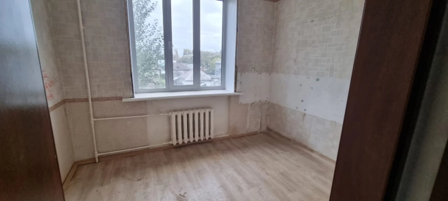 Купить трехкомнатную квартиру в районе Ленинский в Новосибирске. Вариант № 47311, 1, площадь -  квм, цена 4000000 рублей