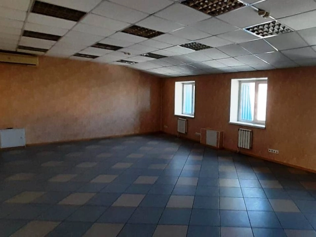 Снять коммерческую недвижимость в Омске. Вариант № 3217, 2, площадь -  квм, цена 100000 рублей