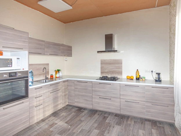 Купить дом на улице 4-й Гранатовый переулок в Новосибирске. Вариант № 27354, 0, площадь -  квм, цена 9980000 рублей