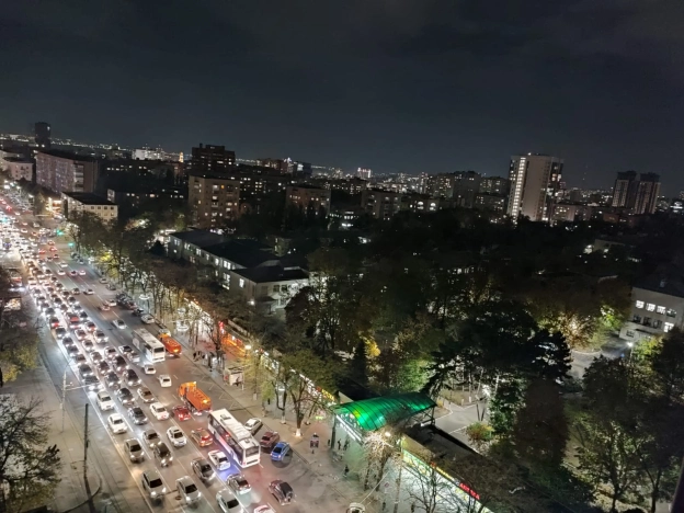 Купить однокомнатную квартиру в районе Кировский в Ростове-на-Дону. Вариант № 27892, 28, площадь -  квм, цена 6400000 рублей