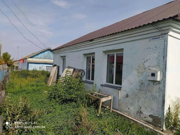 Купить дом на улице Садовая в Алтайском крае. Вариант № 1663395, 3, площадь -  квм, цена 1000000 рублей