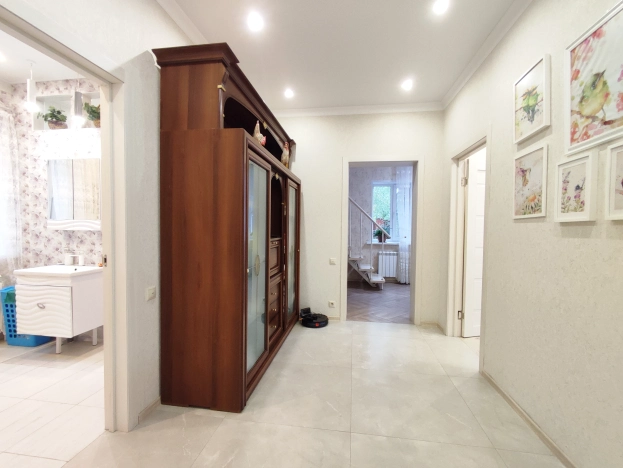 Купить дом в Москве. Вариант № 9242282, 23, площадь - квм, цена 17000000 рублей