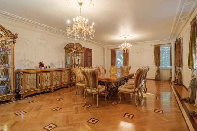 Купить дом у метро Румянцево в Москве. Вариант № 15551, 36, площадь -  квм, цена 145000000 рублей